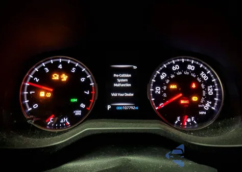 2020 Toyota Rav4 Le z USA, uszkodzony, nr VIN 2T3G1RFV5LC085762